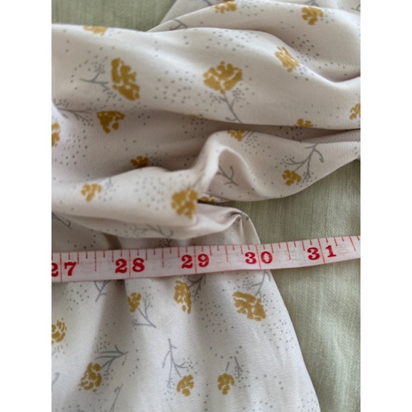 Free People Floral Print Button Front Blouse Top Beige Yellow Size L - Picture 8 of 9